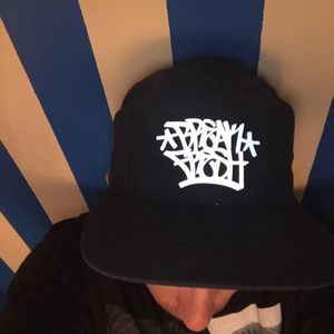 Meet your Posher, Casey